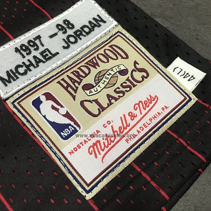 Camiseta Chicago Bulls Michael Jordan NO 23 Hardwood Classics Throwback 1997-98 Negro